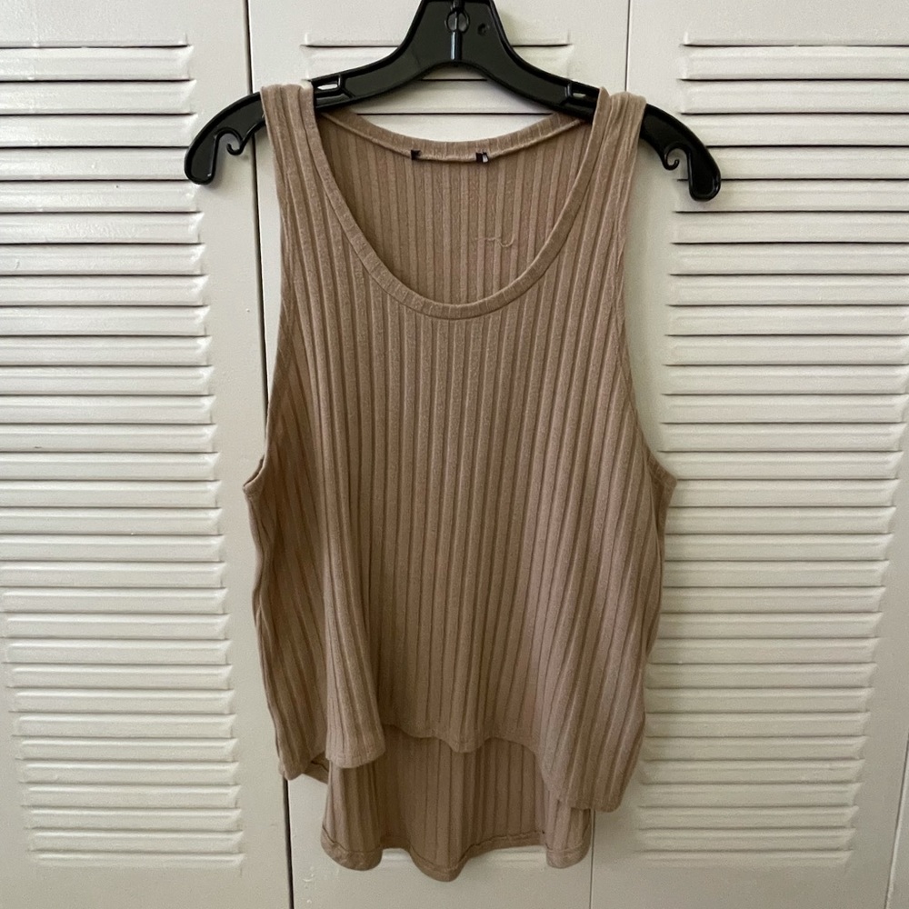 Camel Tank top - Picture 4 of 4